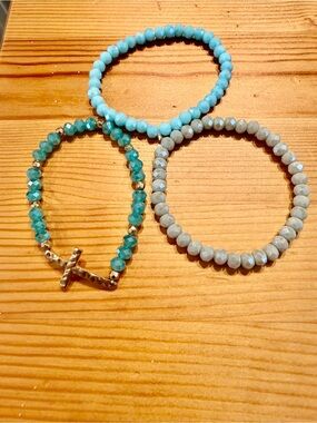 Beaded Stretch Bracelets Set - Turquoise, Aqua & Light Gray